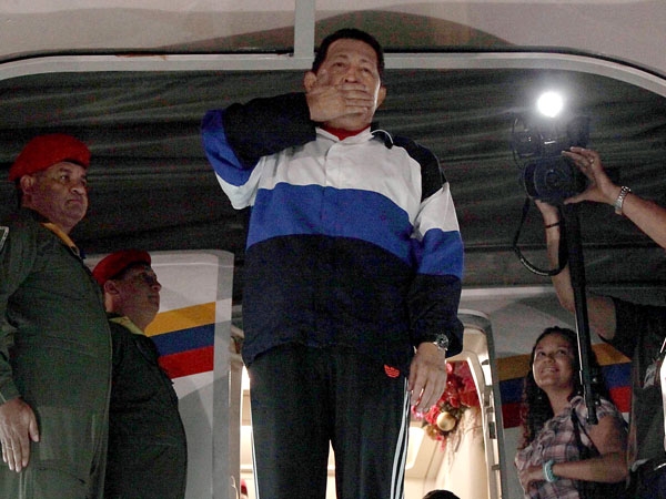 Hugo Chávez volvió a Venezuela