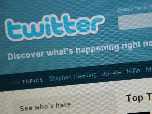 Se trata de Thetweethereafter, una especie de tributo virtual para las celebridades.